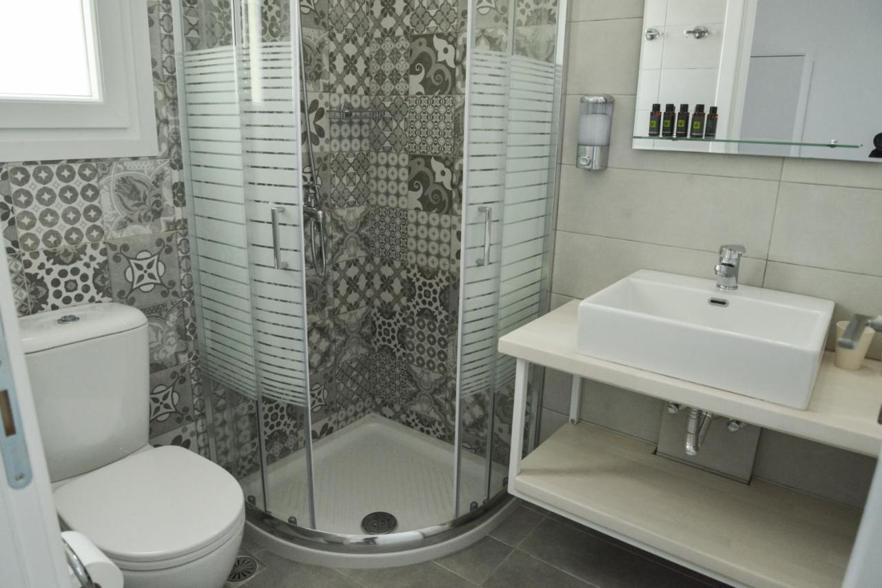 Zeras Apartments Adamantas  Ngoại thất bức ảnh