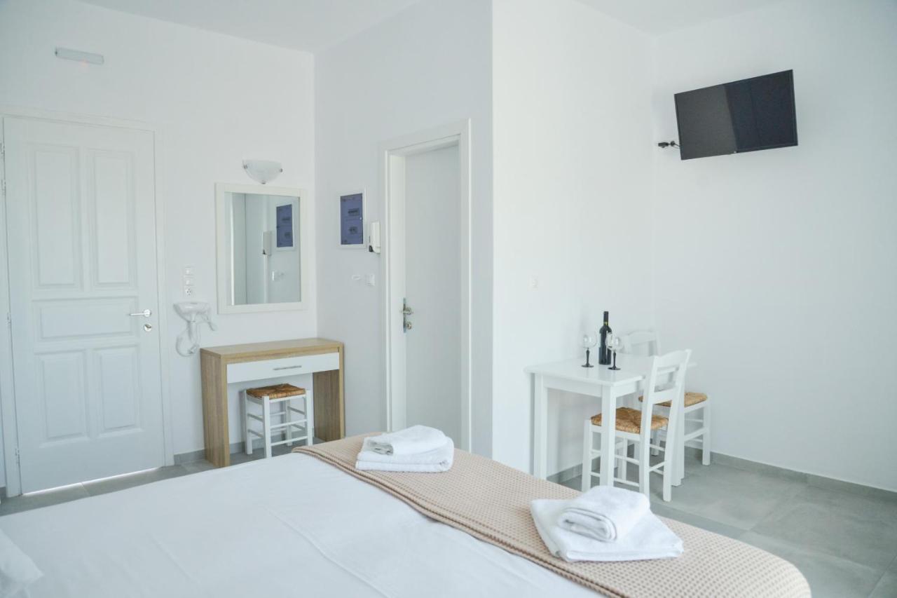 Zeras Apartments Adamantas  Ngoại thất bức ảnh