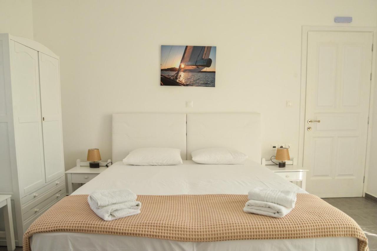 Zeras Apartments Adamantas  Ngoại thất bức ảnh