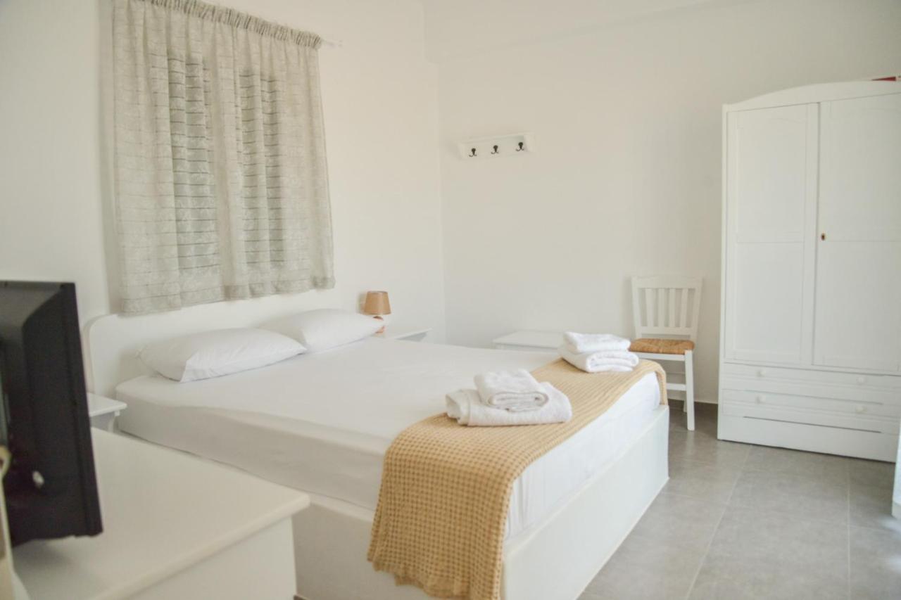 Zeras Apartments Adamantas  Ngoại thất bức ảnh