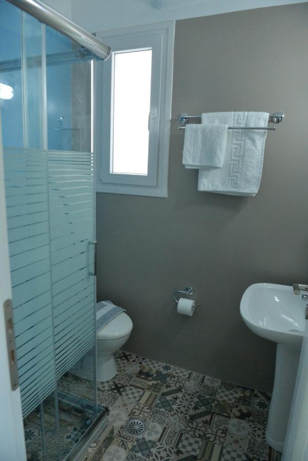 Zeras Apartments Adamantas  Ngoại thất bức ảnh